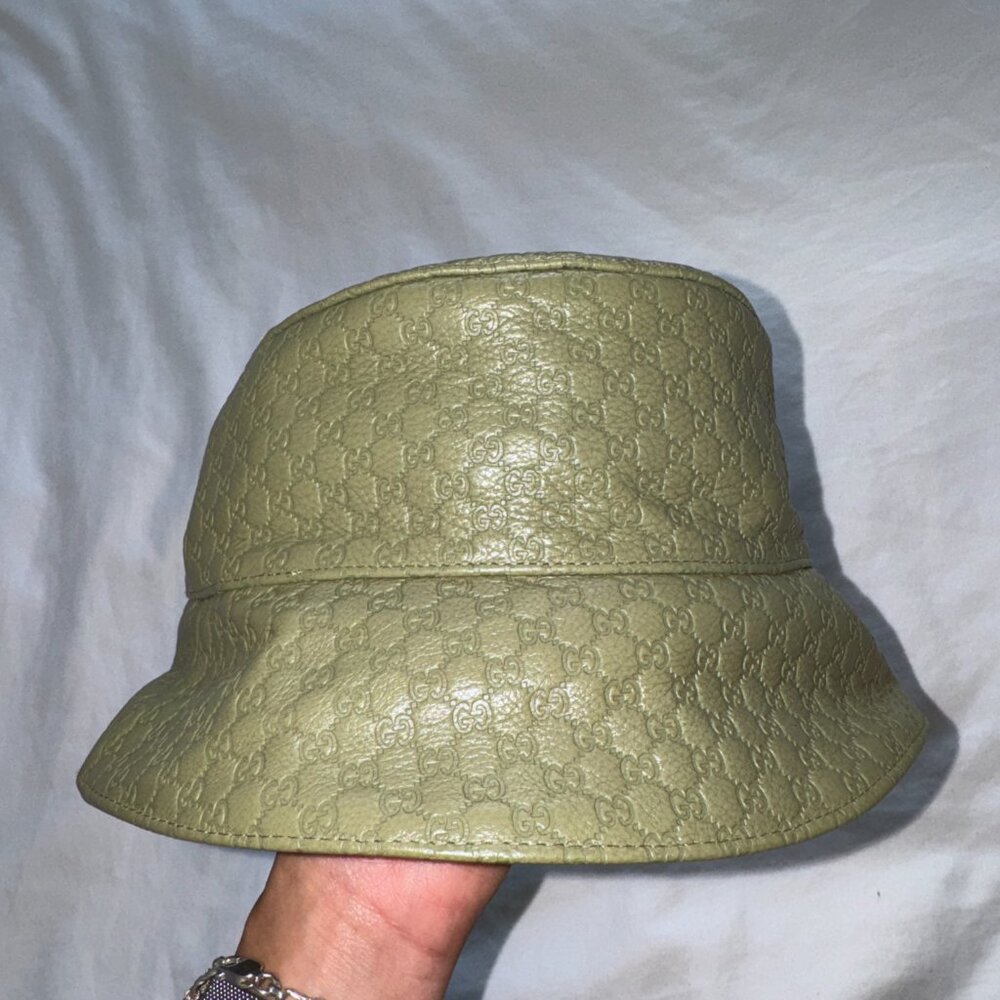GUCCI DAPPER DAN LEATHER BUCKET HAT